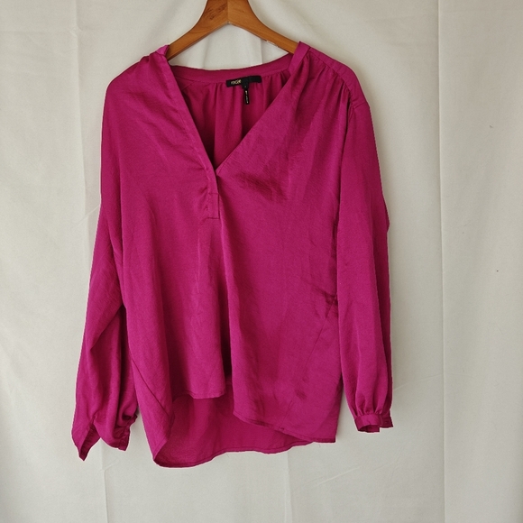 Maje Plunge Neckline Satin Long Sleeve Blouse In Magenta Size Small - Picture 4 of 12
